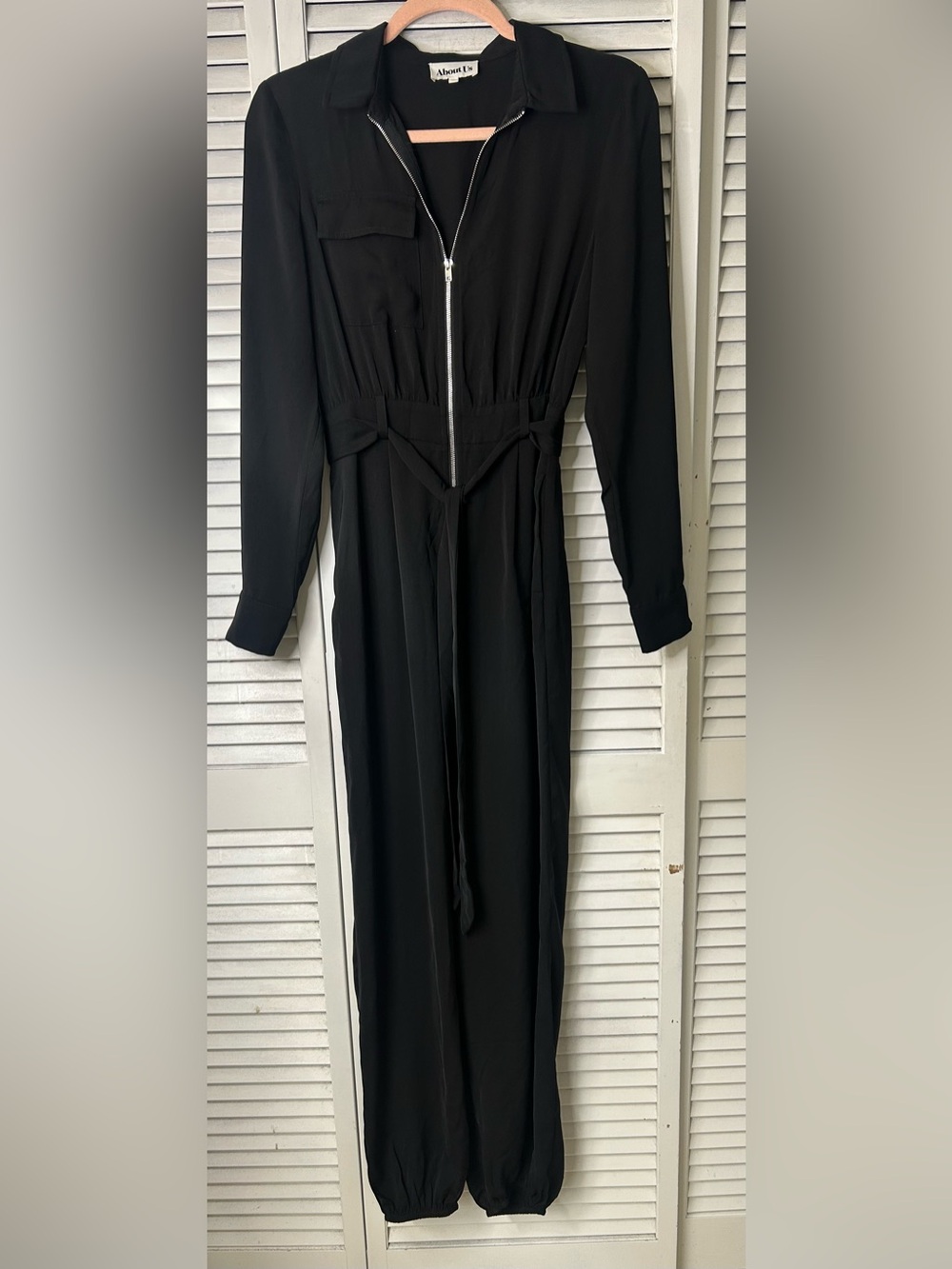 About Us Black Long Sleeve Jumpsuit with Front Zip Size Small